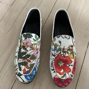 Gucci Jordaan Floral Print Loafers